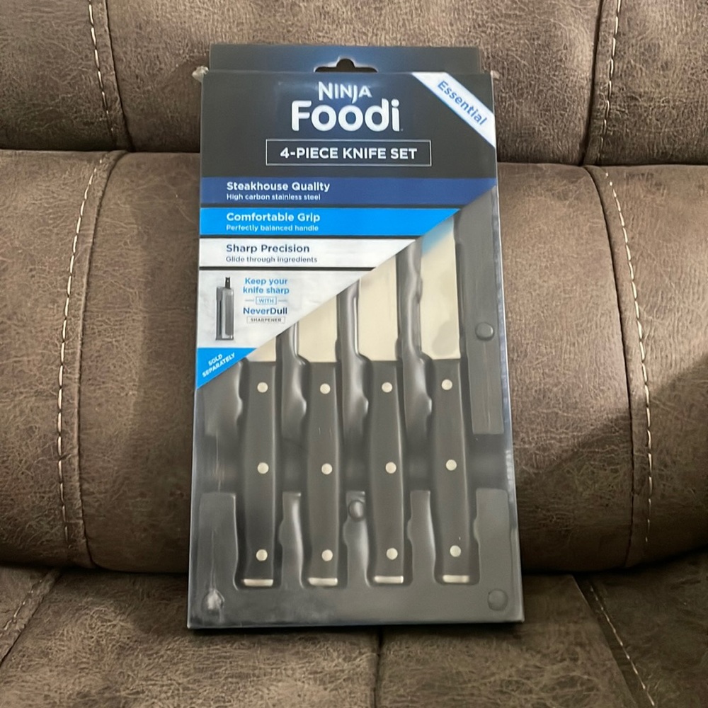 brand new ninja foodi 4 piece knife set